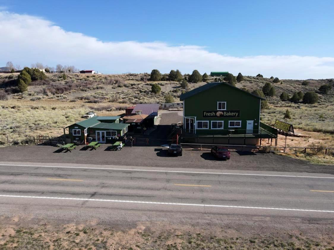 Bryce Sunset Inn Panguitch Exterior photo